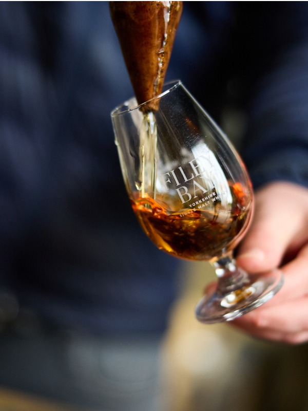 filey-bay-sherry-cask-reserve-7-single-malt-whisky image 4