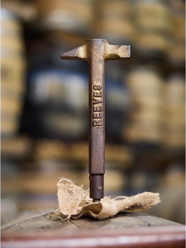 filey-bay-sherry-cask-reserve-7-single-malt-whisky image 3